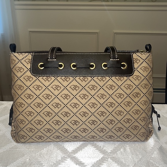 EUC Dooney & Bourke canvas tan & brown tote. - Picture 3 of 16